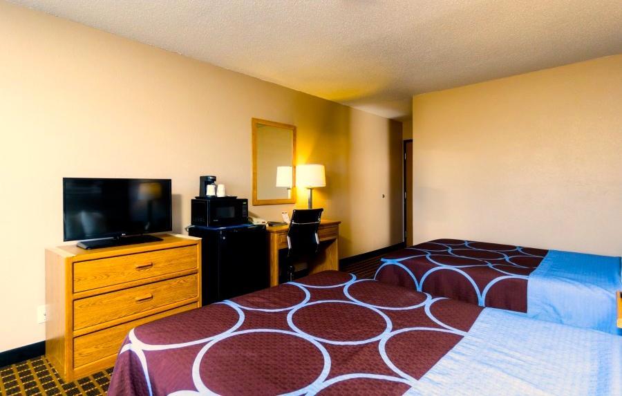 Hotel Super 8 By Wyndham Burlington Esterno foto